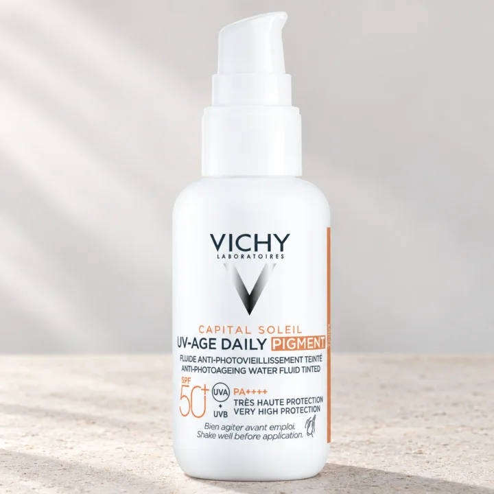 Тониран слънцезащитен флуид Vichy UV-Age Daily, Medium, SPF50+, 40 мл