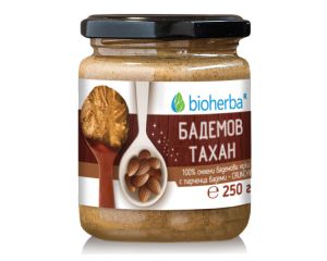 Биохерба - Бадемов тахан, 100% смлени бадеми с парченца CRUNCHY - 250 гр.